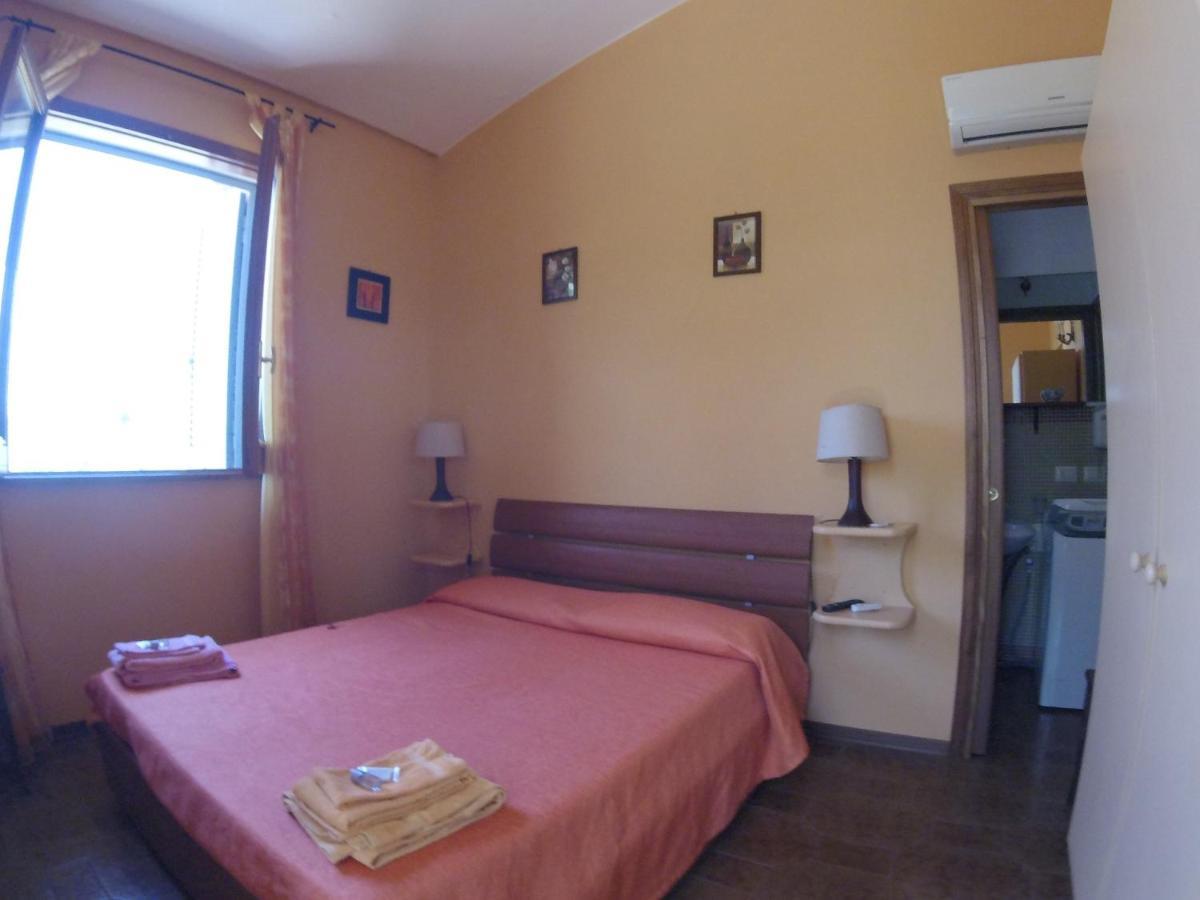 Appartamento In Villa Di Judighes 切尔韦泰里 外观 照片