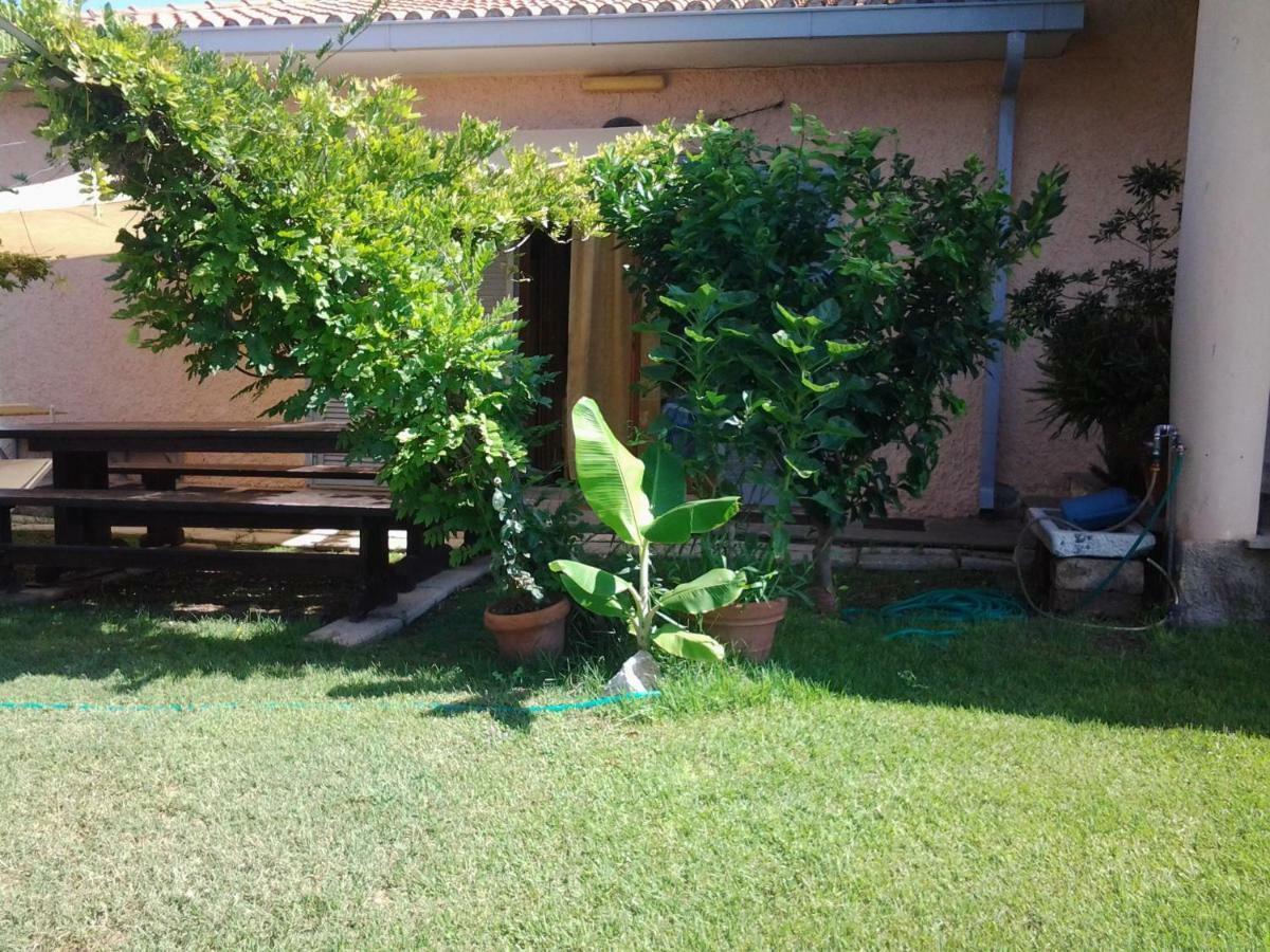 Appartamento In Villa Di Judighes 切尔韦泰里 外观 照片