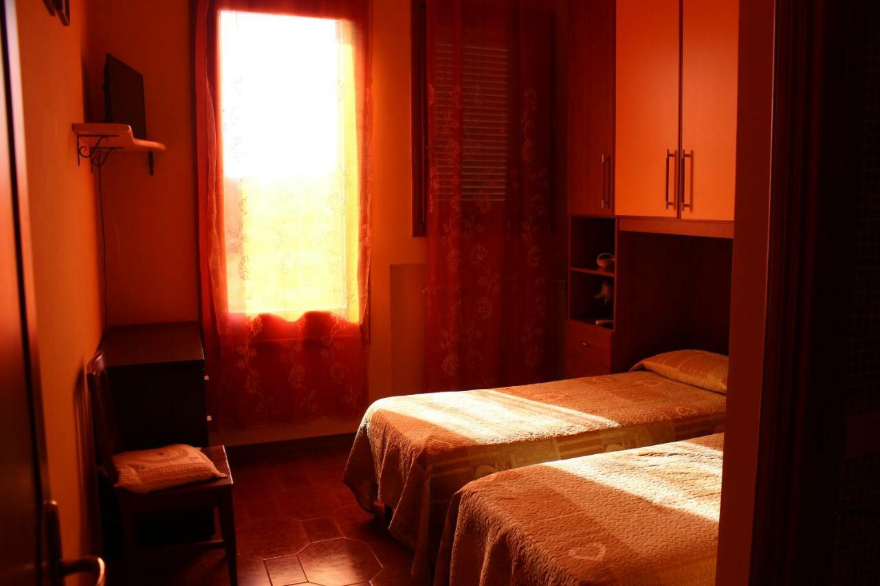 Appartamento In Villa Di Judighes 切尔韦泰里 外观 照片